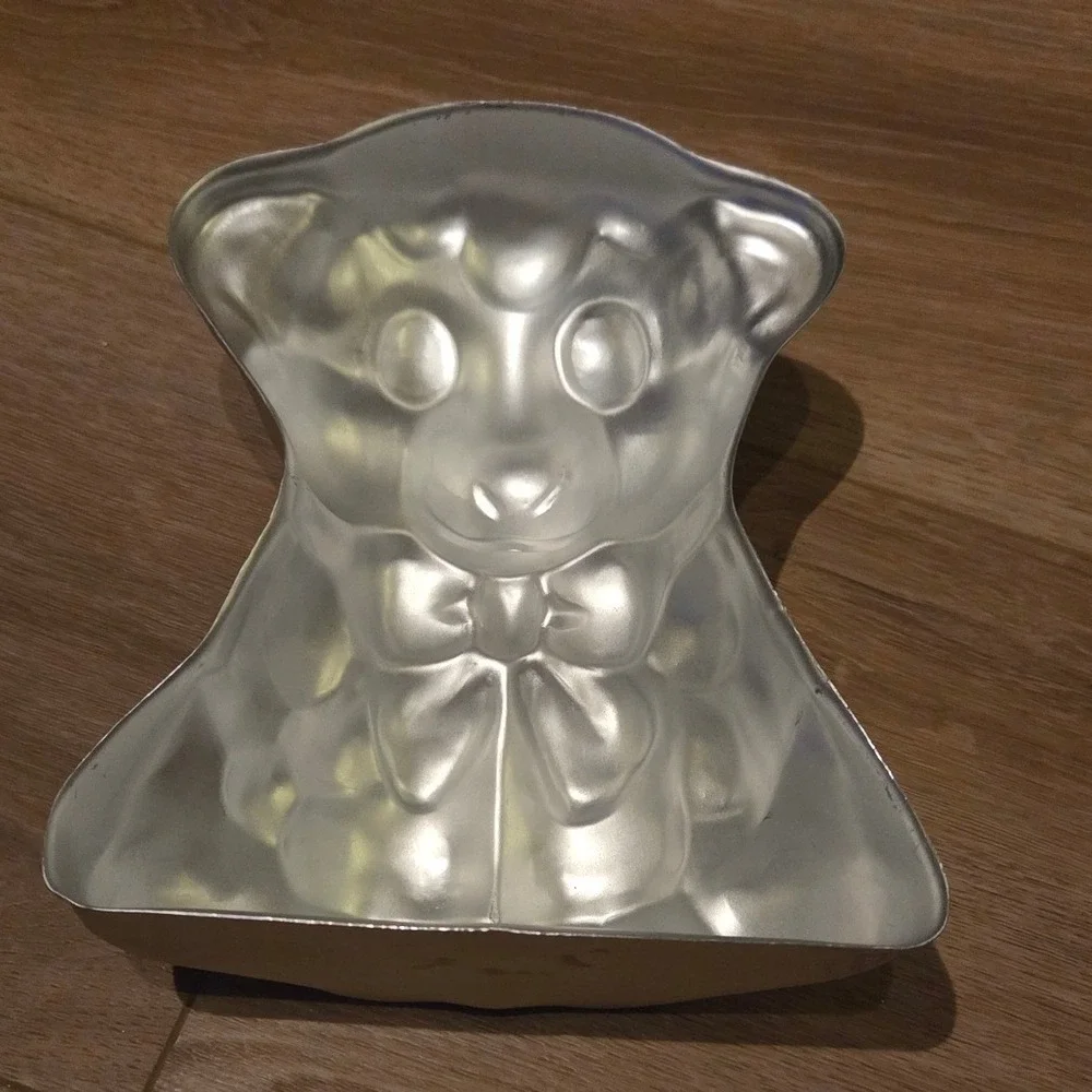Wilton 1974 Lamb Cake Pan  Model # 506-386 Aluminum‎ Baking Mold